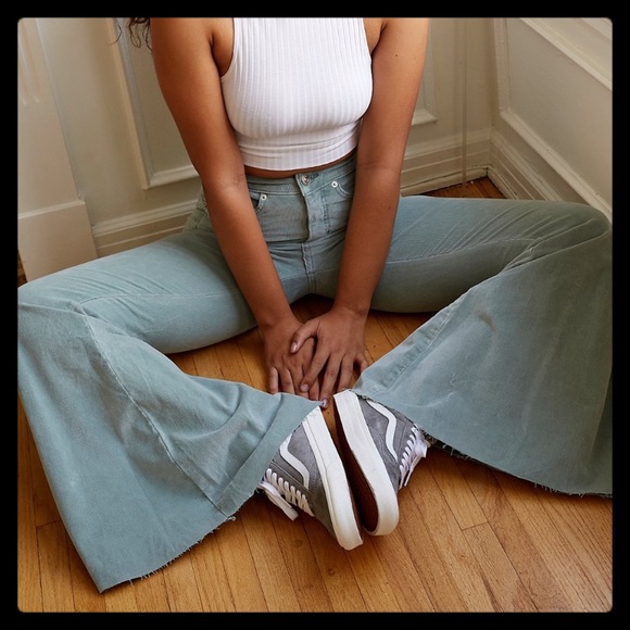 ❤️ Free People CRVY High-Rise Lace-Up Flare Size 31 CRVY Color Mint - Picture 7 of 12